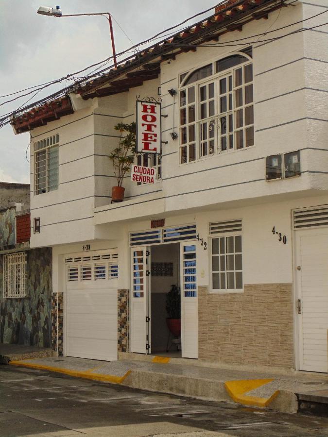 Hotel Ciudad Senora Buga Bagian luar foto