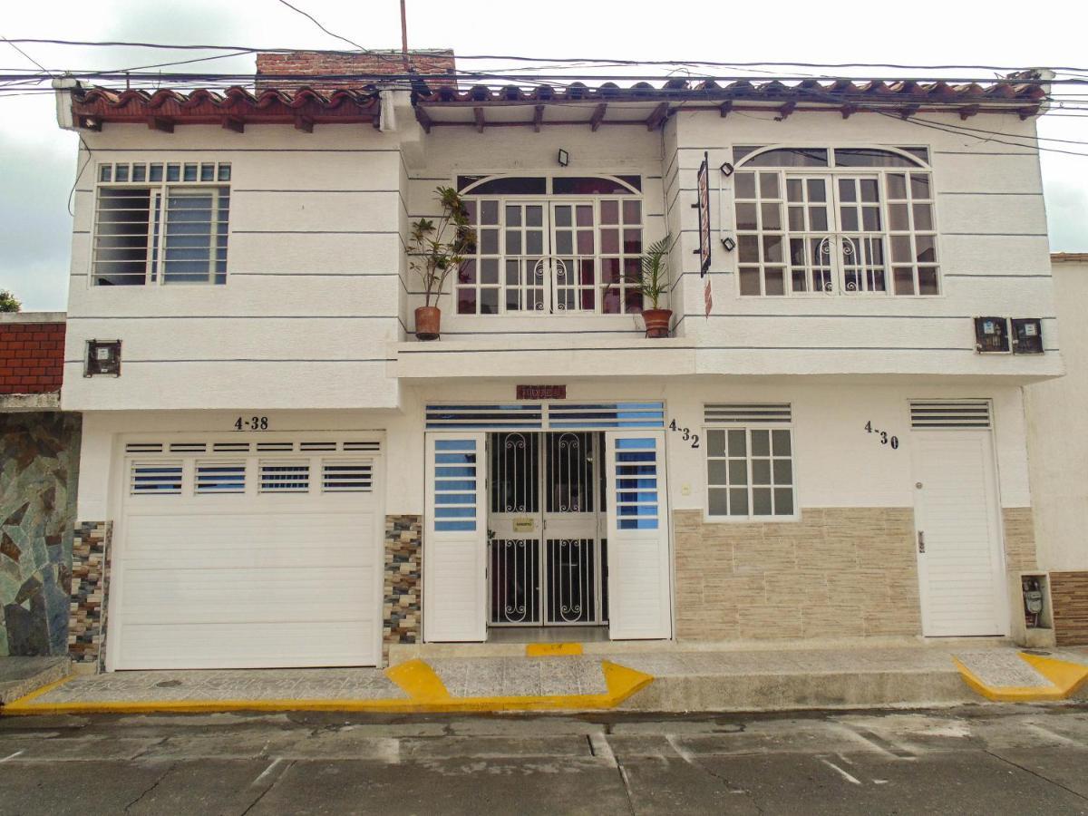 Hotel Ciudad Senora Buga Bagian luar foto