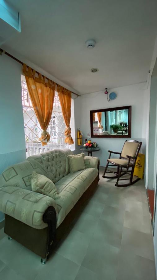 Hotel Ciudad Senora Buga Bagian luar foto