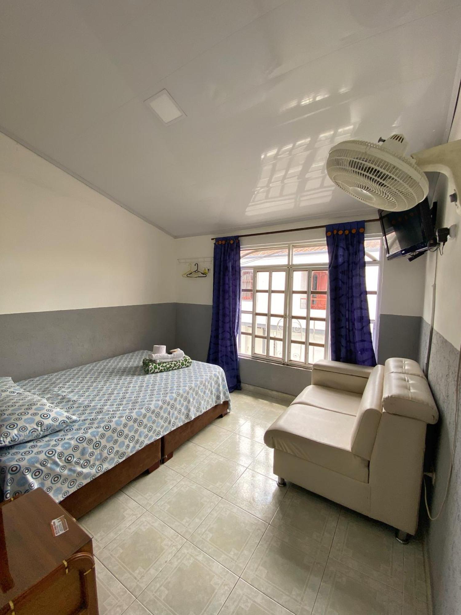 Hotel Ciudad Senora Buga Bagian luar foto